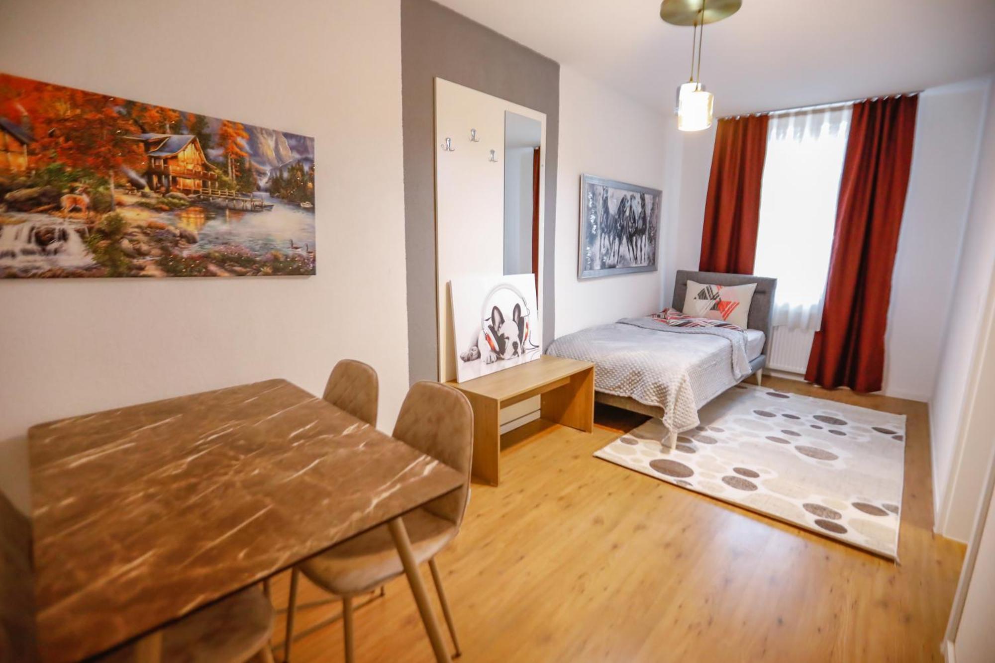 Turis Ferienwohnung 50-1 Triberg im Schwarzwald Esterno foto