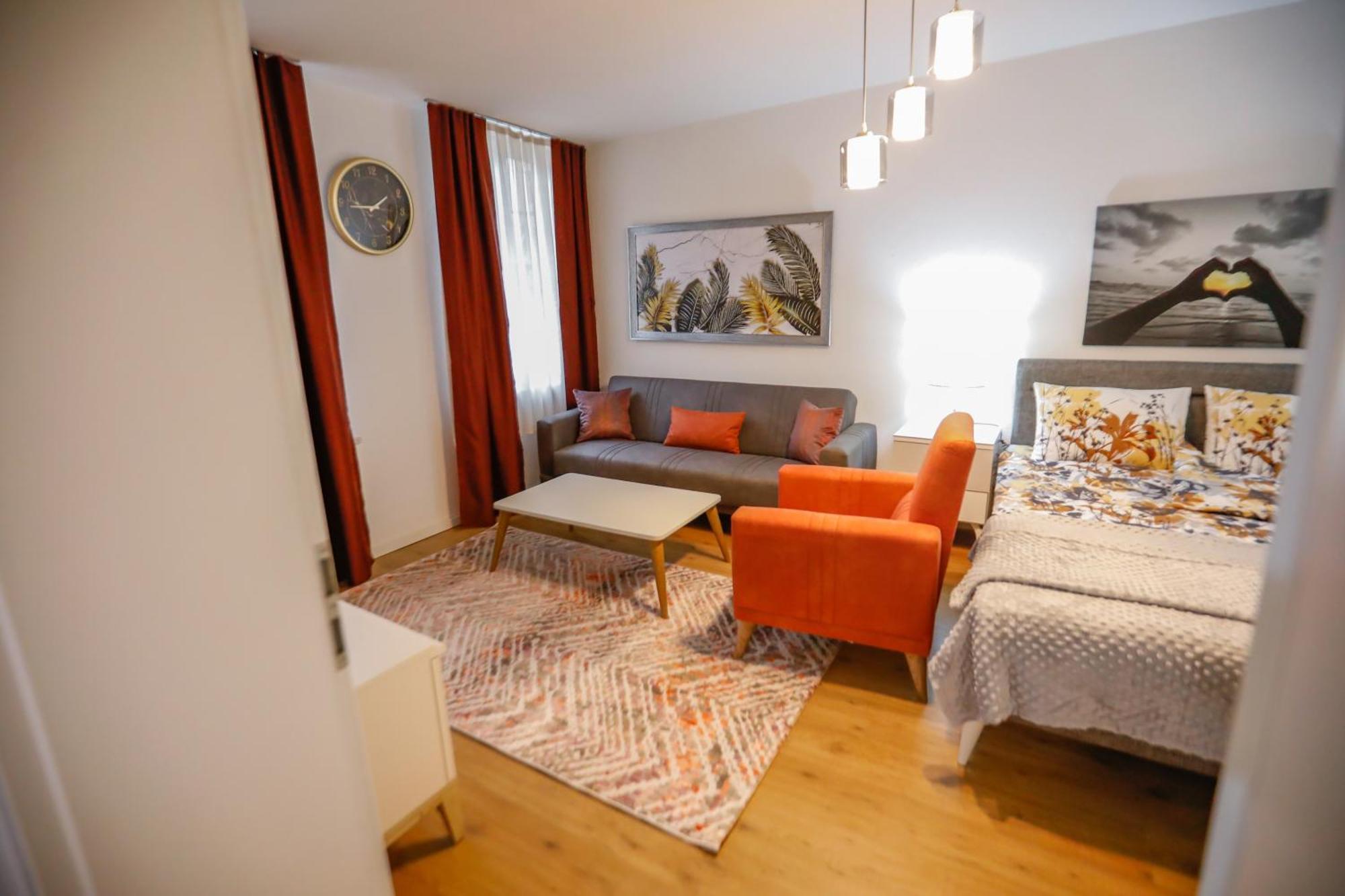 Turis Ferienwohnung 50-1 Triberg im Schwarzwald Esterno foto